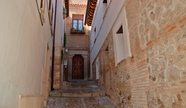 Visita los callejones de toledo